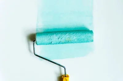 Peinture intérieure au Mas-de-Tence — murs, plafonds et boiseries